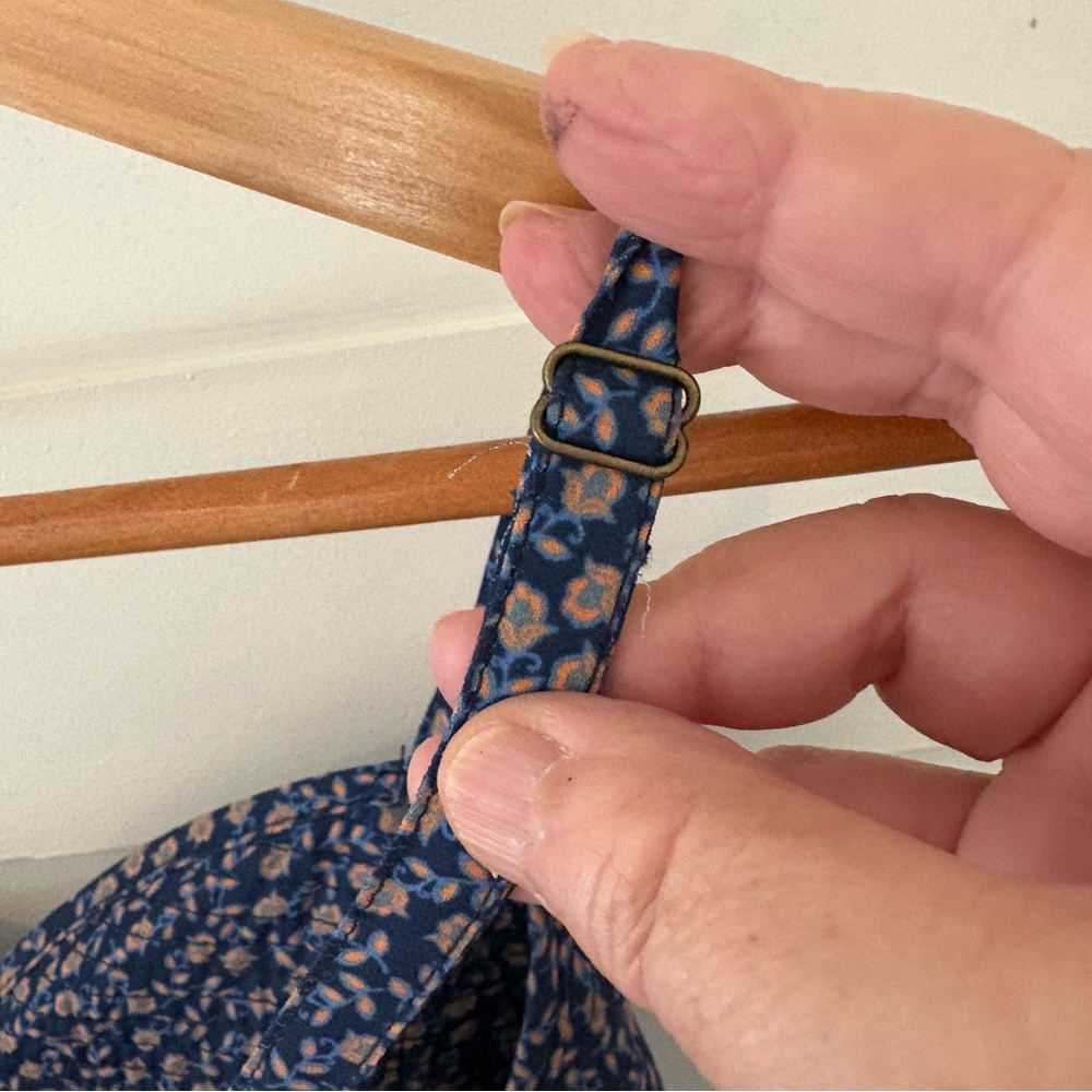 Current Air Contrast Quilted Bodice Maxi Dress In Navy and Multi. Size Small. - Picture 13 of 15